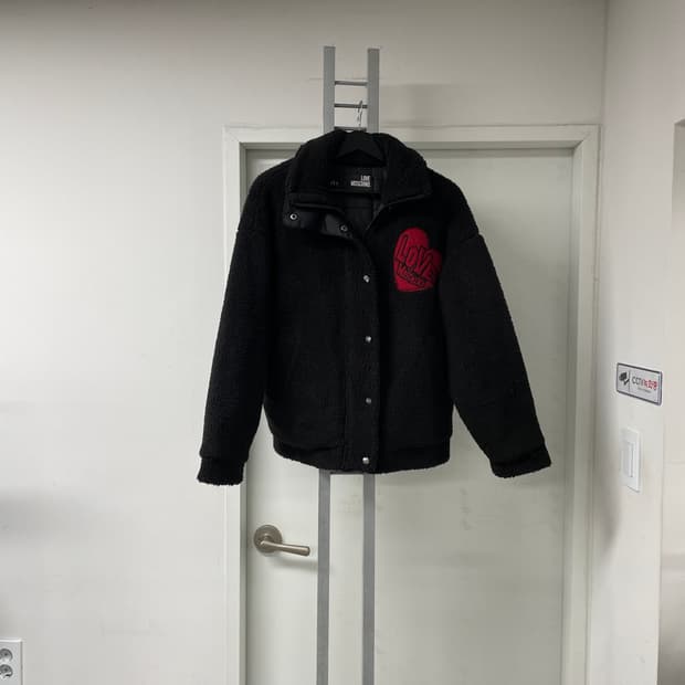 모스키노 쉐르파 자켓 38(W)