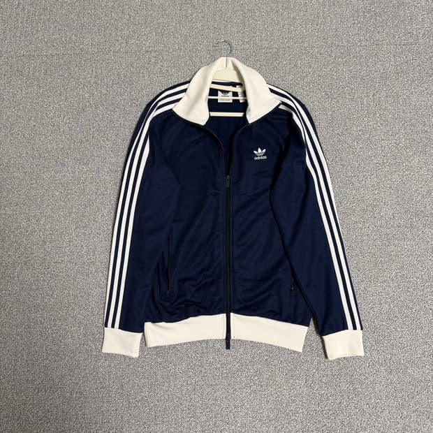 아디다스 베켄바우어 져지 네이비화이트 M 트랙탑