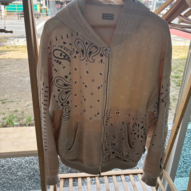 캐피탈 비부악후드