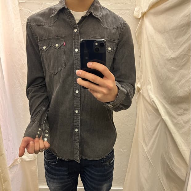 Levi’s 웨스턴 데님셔츠