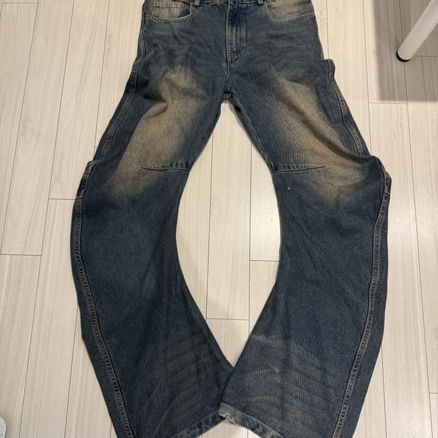 aah midnight club or dark jeans