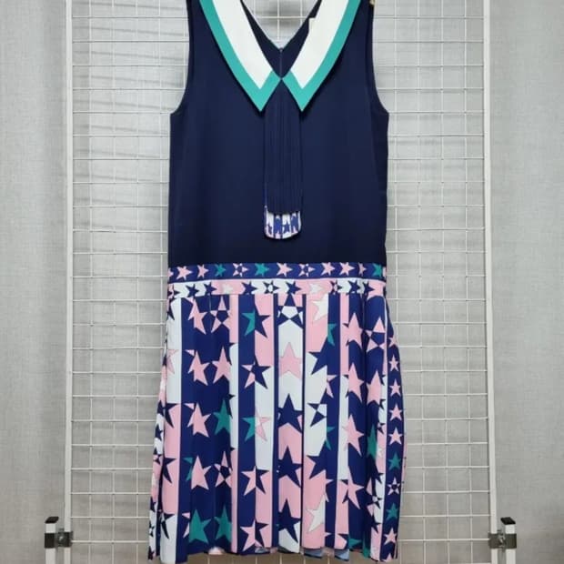 럭키슈에뜨 원피스 (네이비)