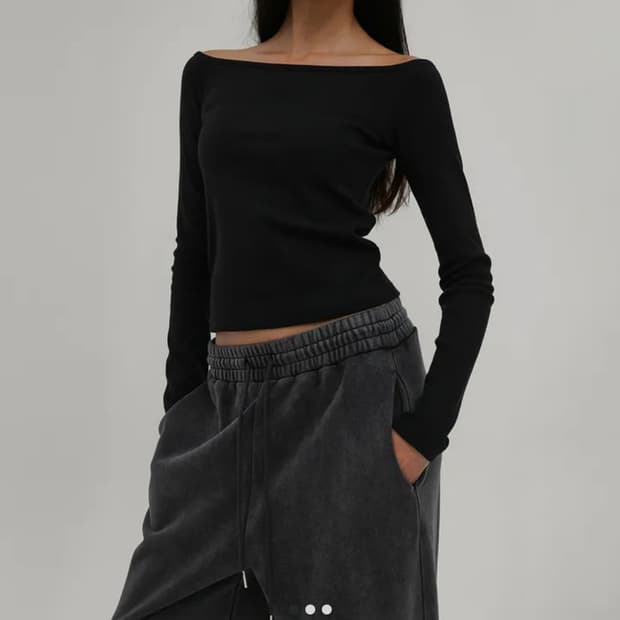 블랙업 오프숄더 블랙