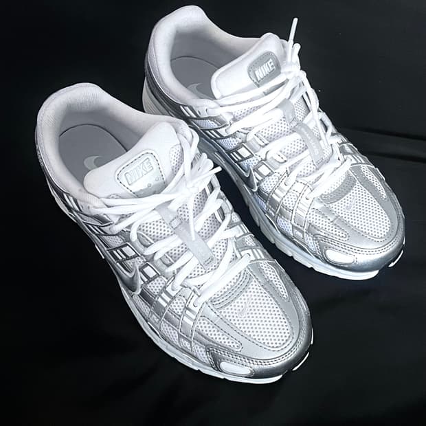 나이키 P-6000 메탈릭 실버(BV1021-106) 운동화