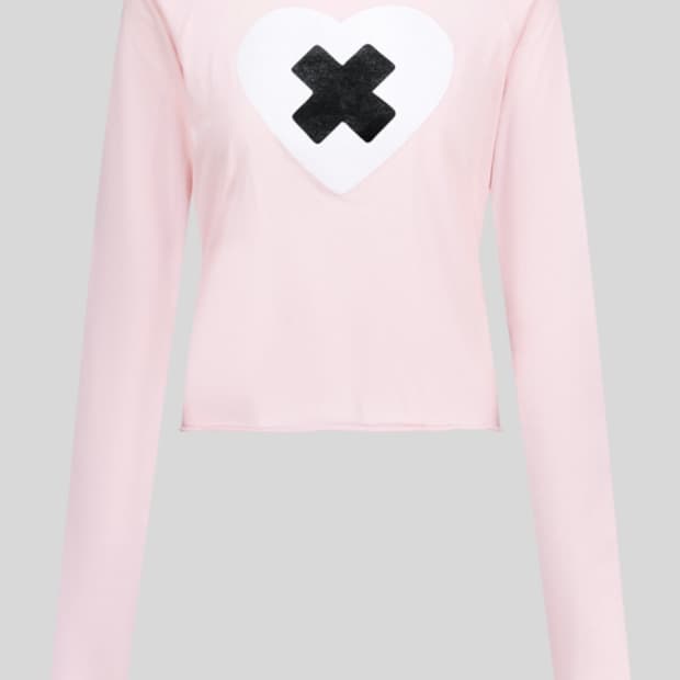 샵페어리 cross heart cut off t-shirt