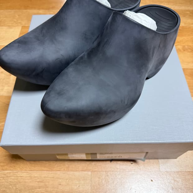 [42] 발렌시아가 테크노 클로그 무광