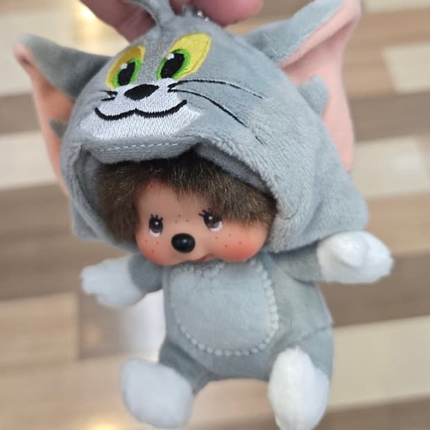 몬치치 톰과제리 키링
