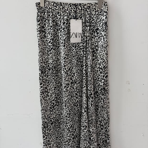 자라 레오파드 새틴 롱스커트 S 새상품
