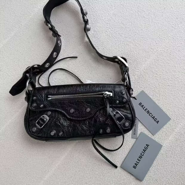 발렌시아가 르 카골 XS 슬링백블랙