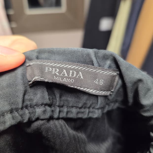 프라다 포플린 팬츠 48사이즈 팝니다.