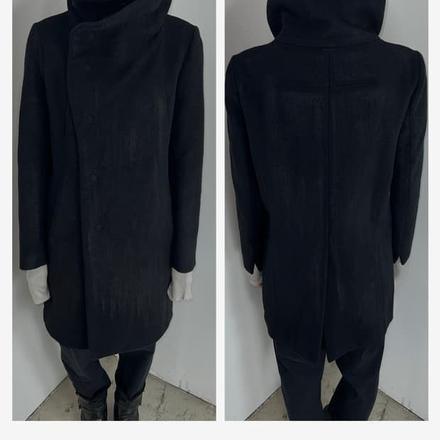 The Viridi Anne (더 비리디안) 코팅 하이넥 멜튼 울 코트