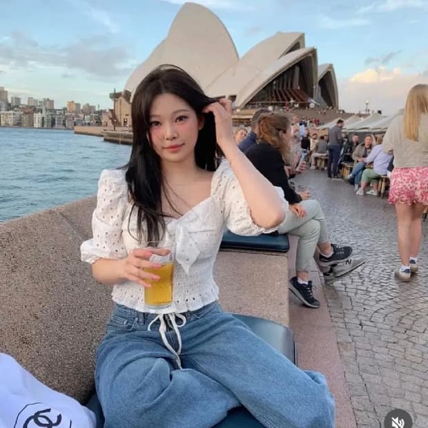 베르니마켓 베르니 러브 블라우스 아이보리
