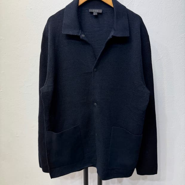 정품) COS 코스 남성 블랙 셔츠형 니트 가디건 M
