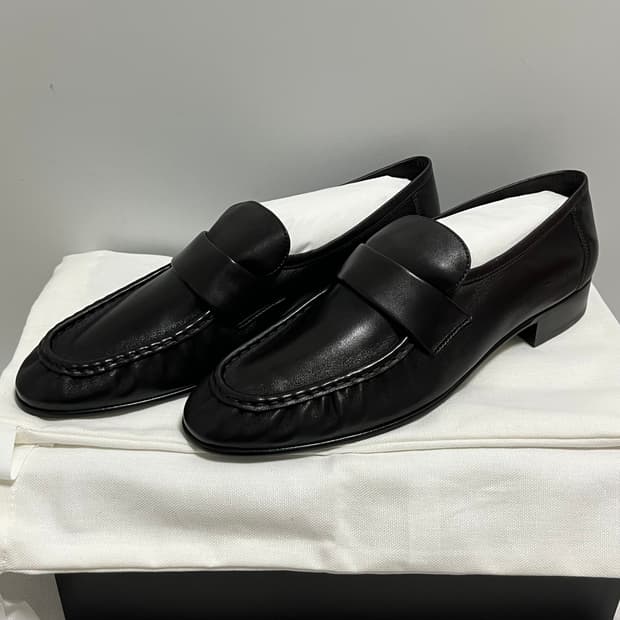 [42]더로우 26ss 소프트레더 로퍼/다크 브라운