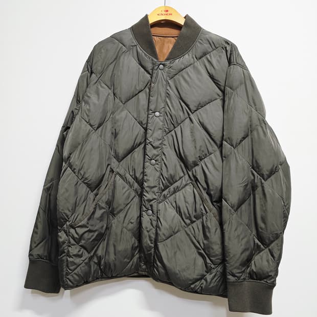 유니클로 리버시블 양면다이아 퀼팅 점퍼