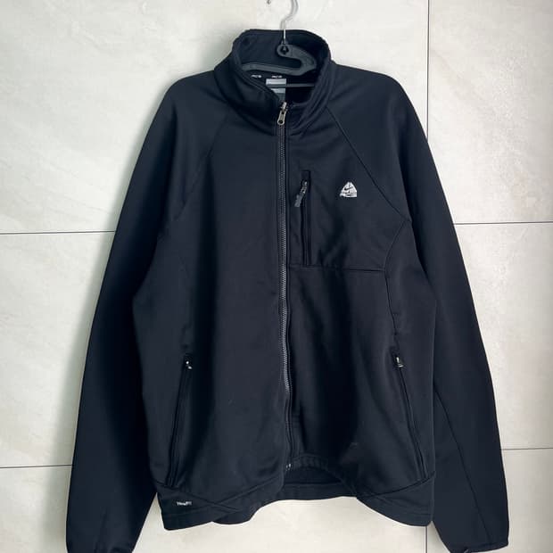 정품 나이키 ACG 집업 자켓 블랙 (L size)