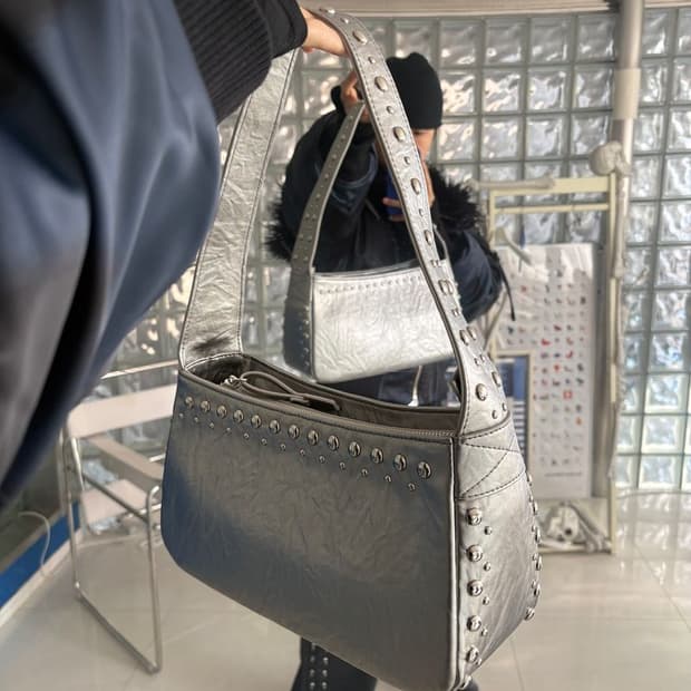 OVER STUD LEATHER SHOULDER BAG