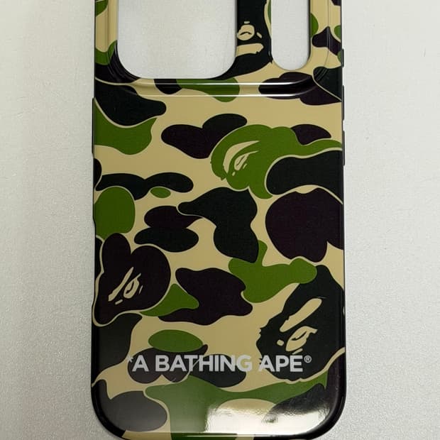 베이프 아이폰 17프로 케이스