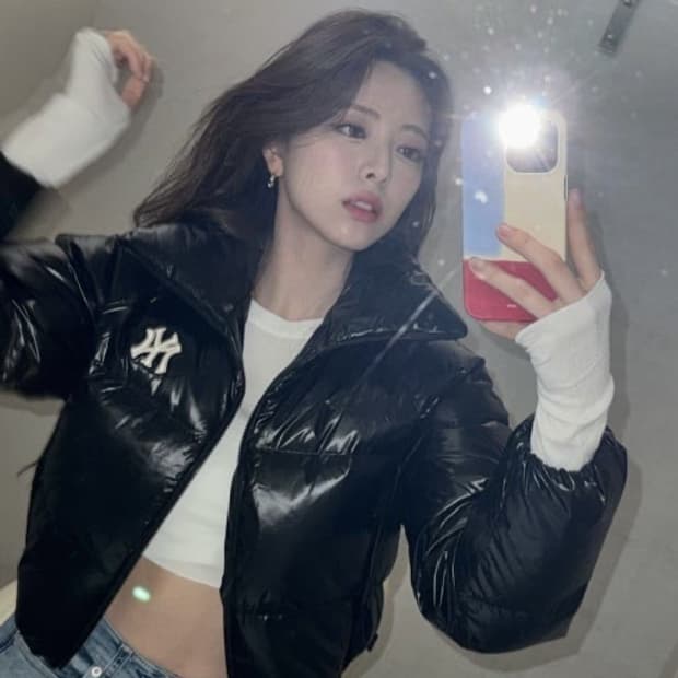 MLB 여성 크롭 유광 커브 패딩 NY 블랙 S