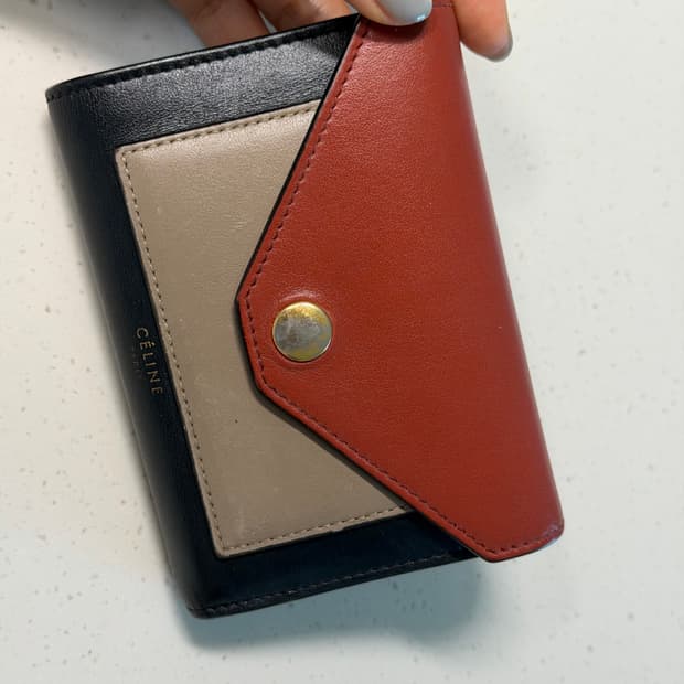 셀린느 엔벨로프 중지갑