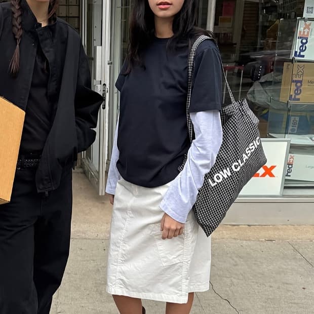 로우클래식 화이트 스커트