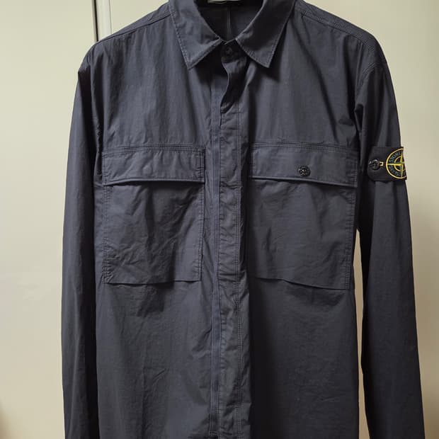 스톤아일랜드 파라슈트 셔츠 네이비