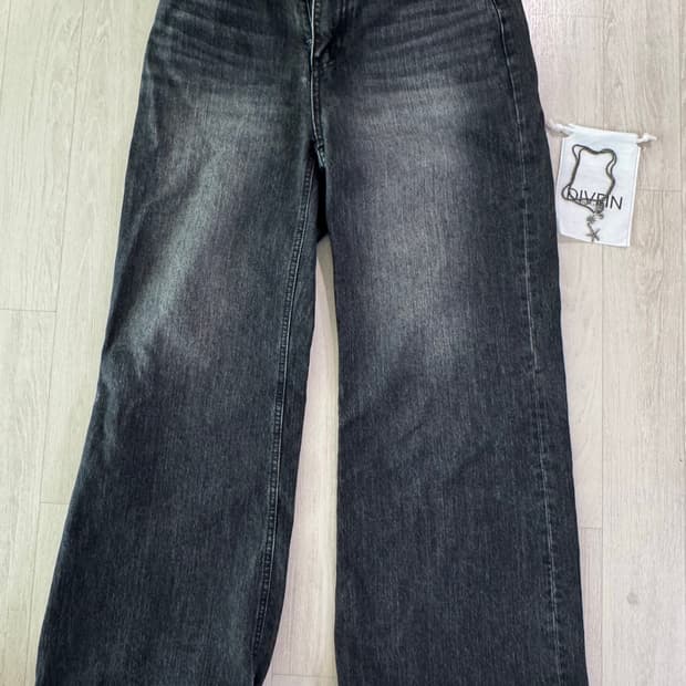 다이브인 와이드 플레어 데님 팬츠 + 다이브인 목걸이 