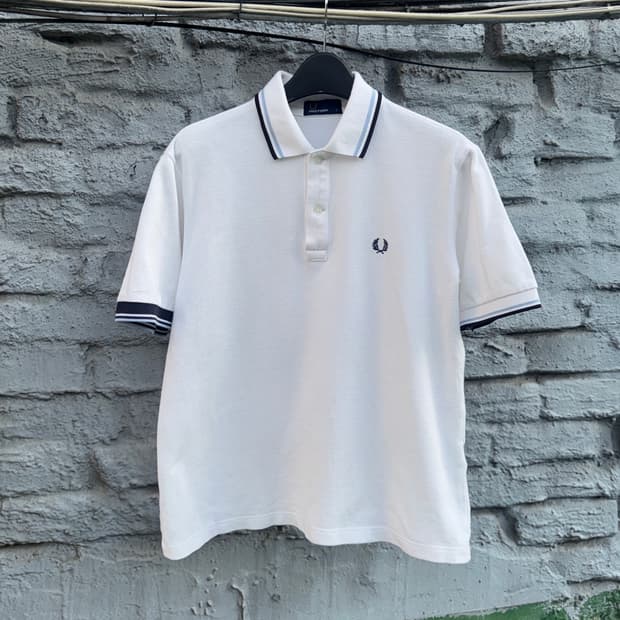 Fred perry 프레드페리 화이트 빈팔 카라티(s)