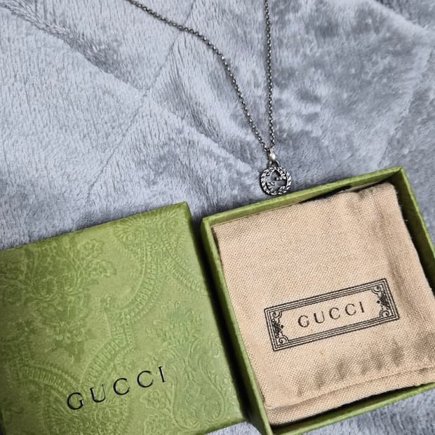 구찌 인터로킹 목걸이