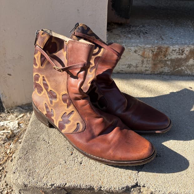 레더 카모 패턴 빈티지 앵클 부츠