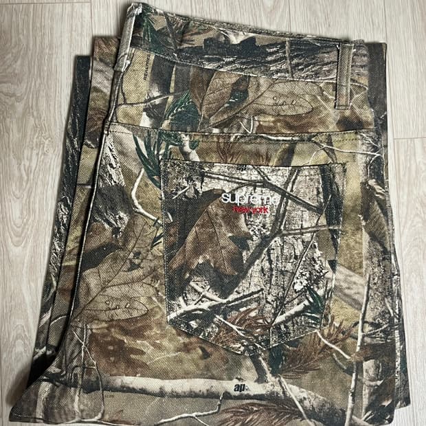 슈프림 배기진 리얼트리 34