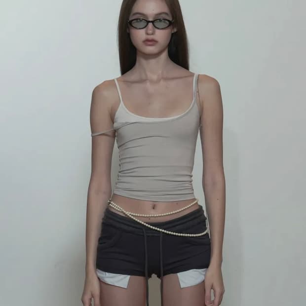 sculptor my go to tank top M