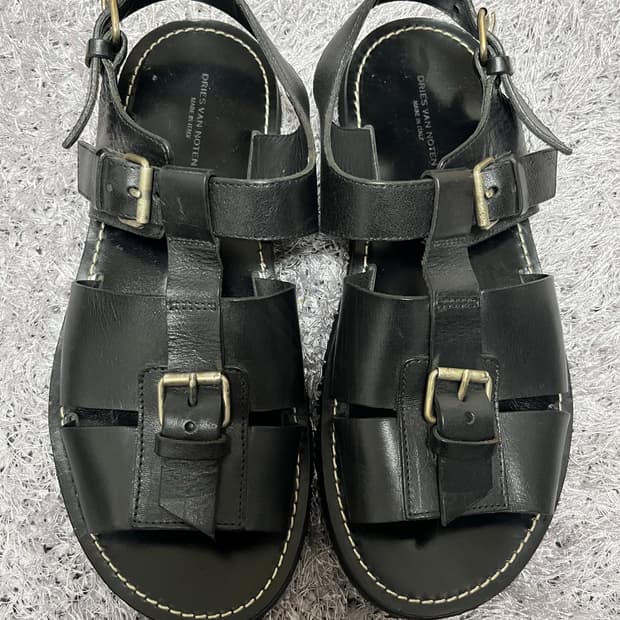 (41) 드리스반노튼 샌들