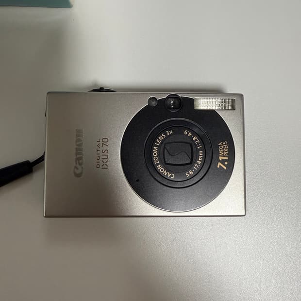 캐논 IXUS 70 (IXY 10)