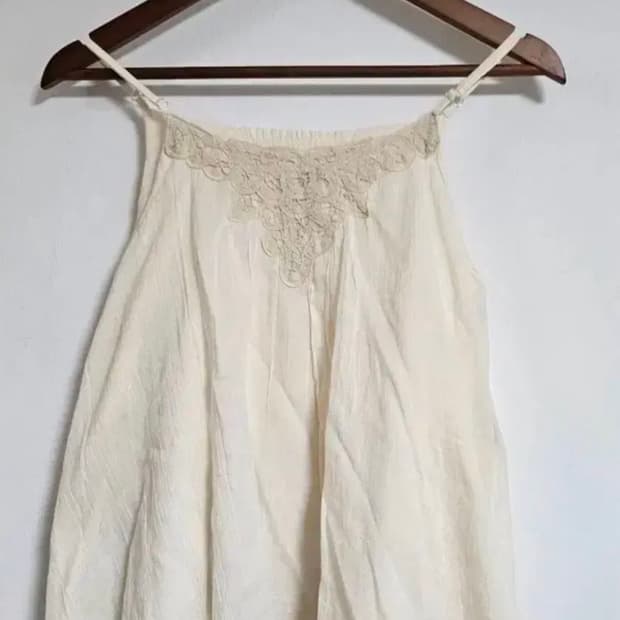 일본빈티지 어스뮤직앤이콜로지 아이보리 크림 나시