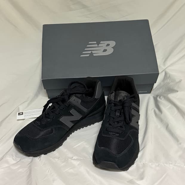뉴발란스 574 트리플 블랙