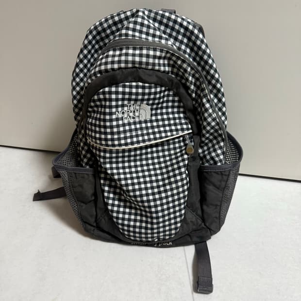노스페이스 체크 백팩