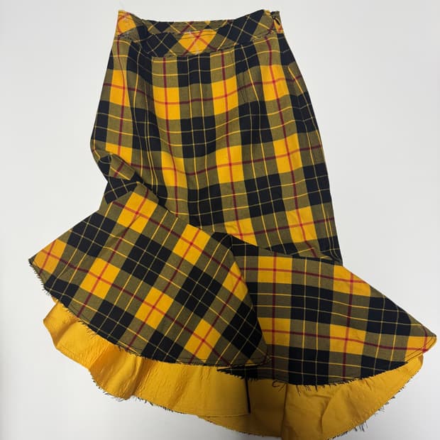 정품 여성 럭키슈에뜨 언발란스 머메이드 스커트 25.1인치