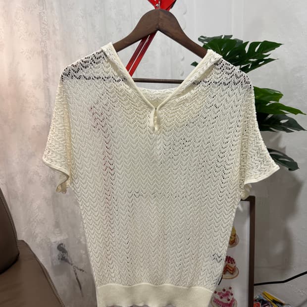VINTAGE TOP 