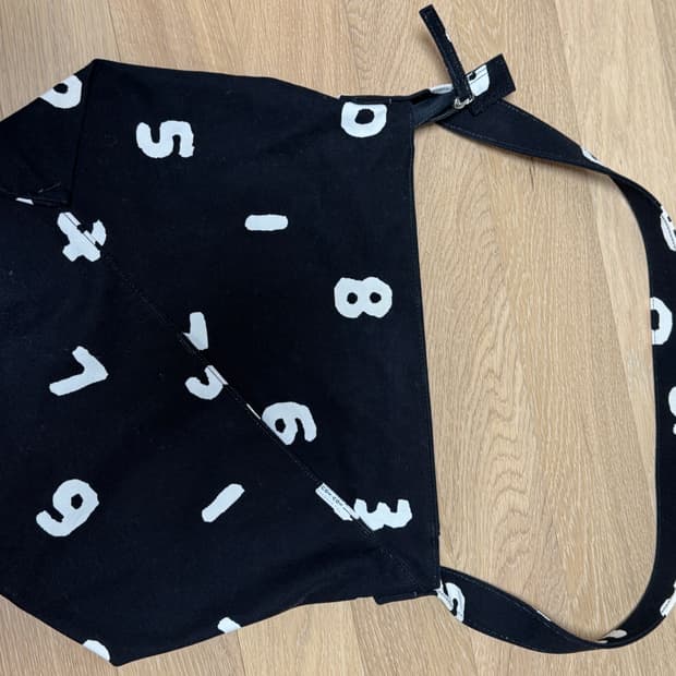 소우소우 크로스백