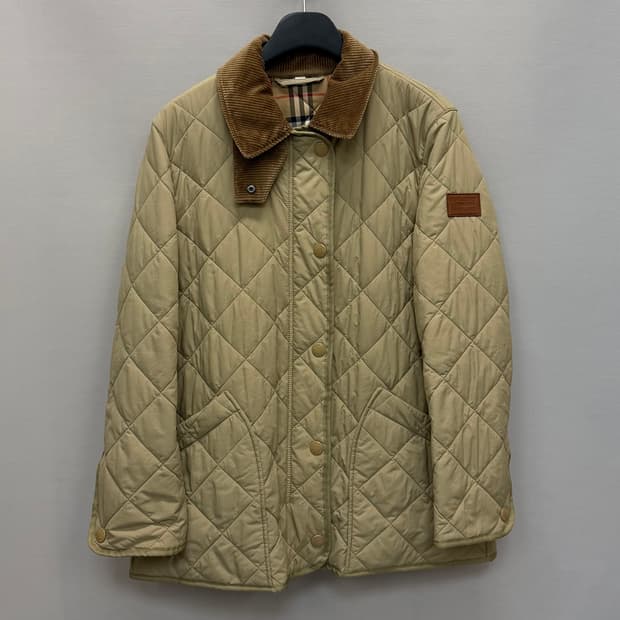 버버리 다이아몬드 퀼티드 자켓 ( 77~88 )