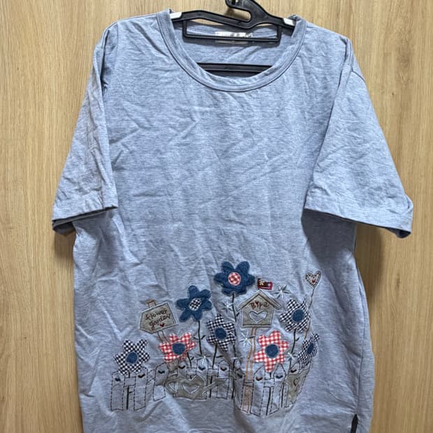 모리걸 패치 반팔티셔츠 하구미 스즈코