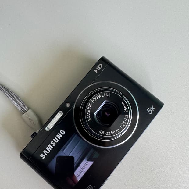 📸 삼성 DV300F 디카 판매합니다 (한효주 디카)