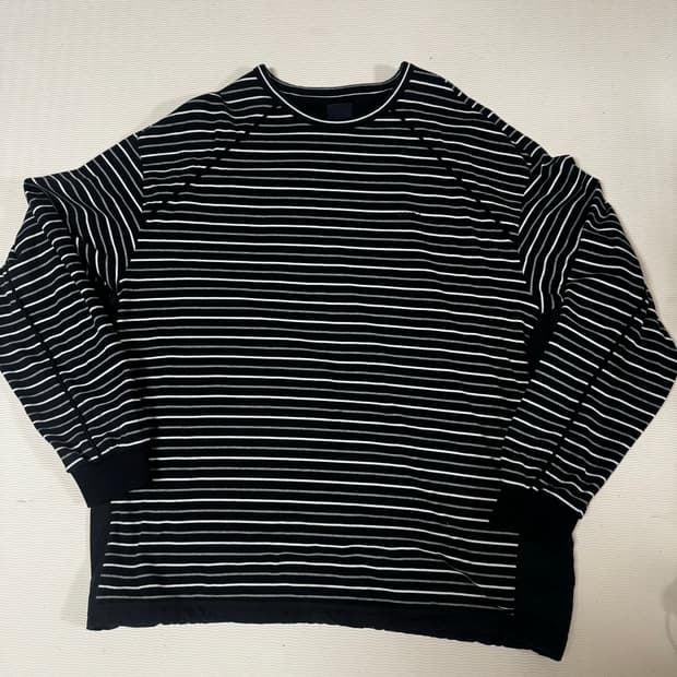 준지 스트라이프 스트링 롱슬리브 티셔츠 JC2741P035