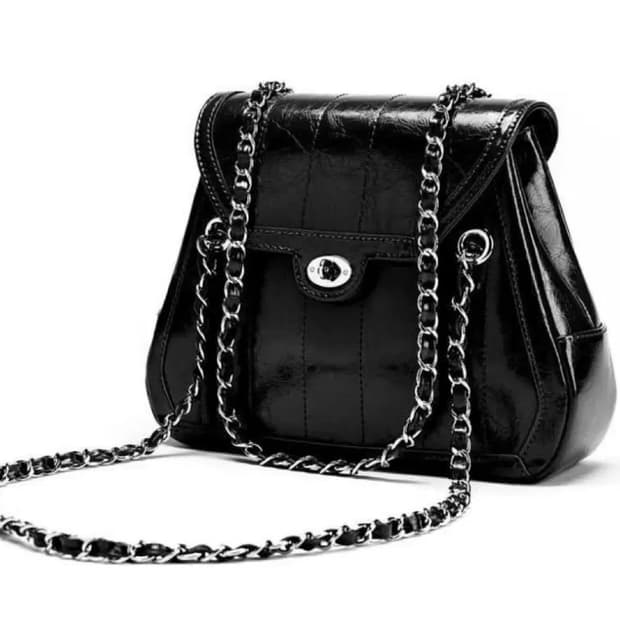 카디널레드 아울로백