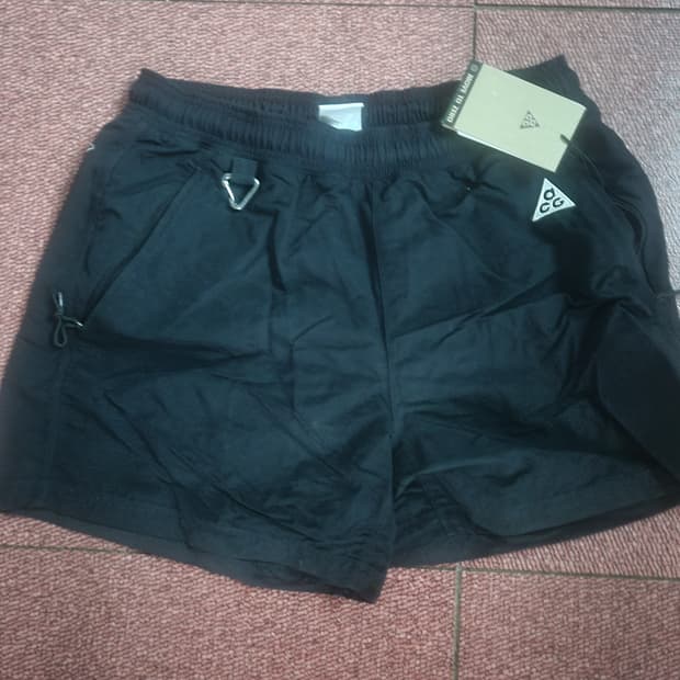 나이키acg 레저브와 쇼츠 블랙 아시아m