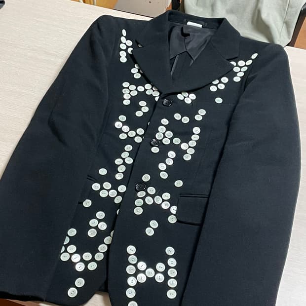꼼데가르송 옴므 플러스 24aw 버튼 자켓