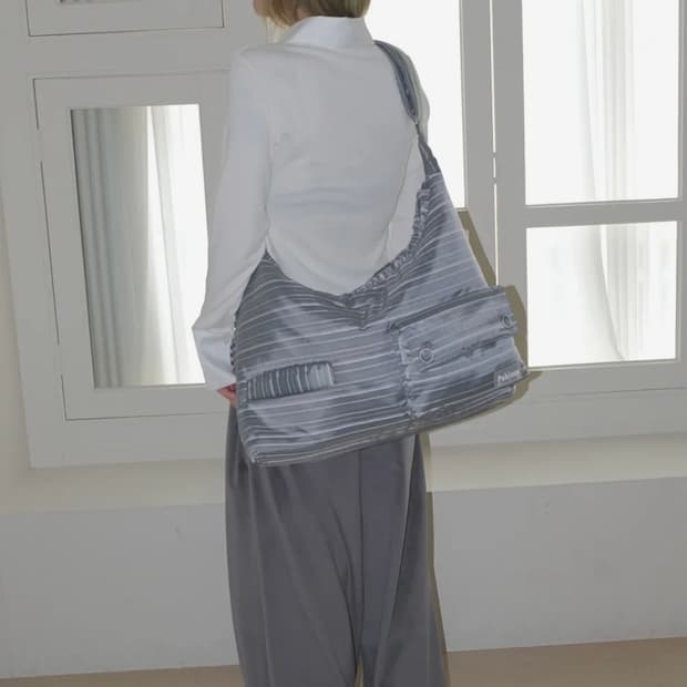 스트라이프 포켓 크로스백_그레이