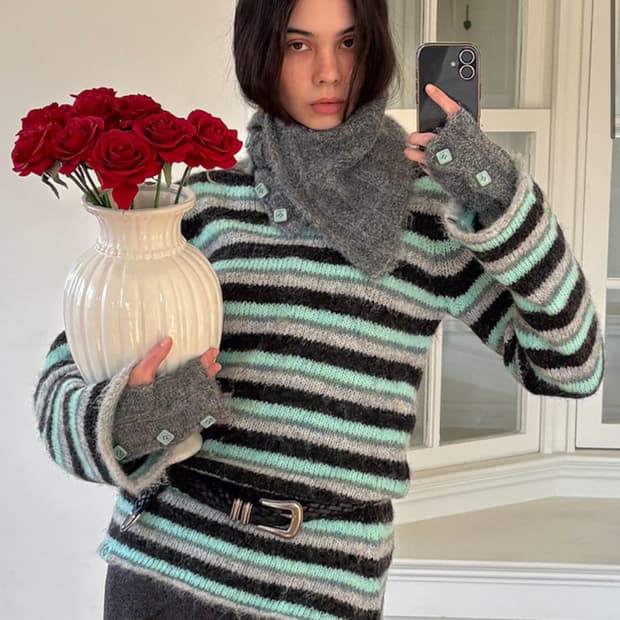 Heretic 헤레틱 스트라이프 헤어리 니트/차콜