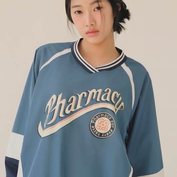 out of trunk 맨투맨